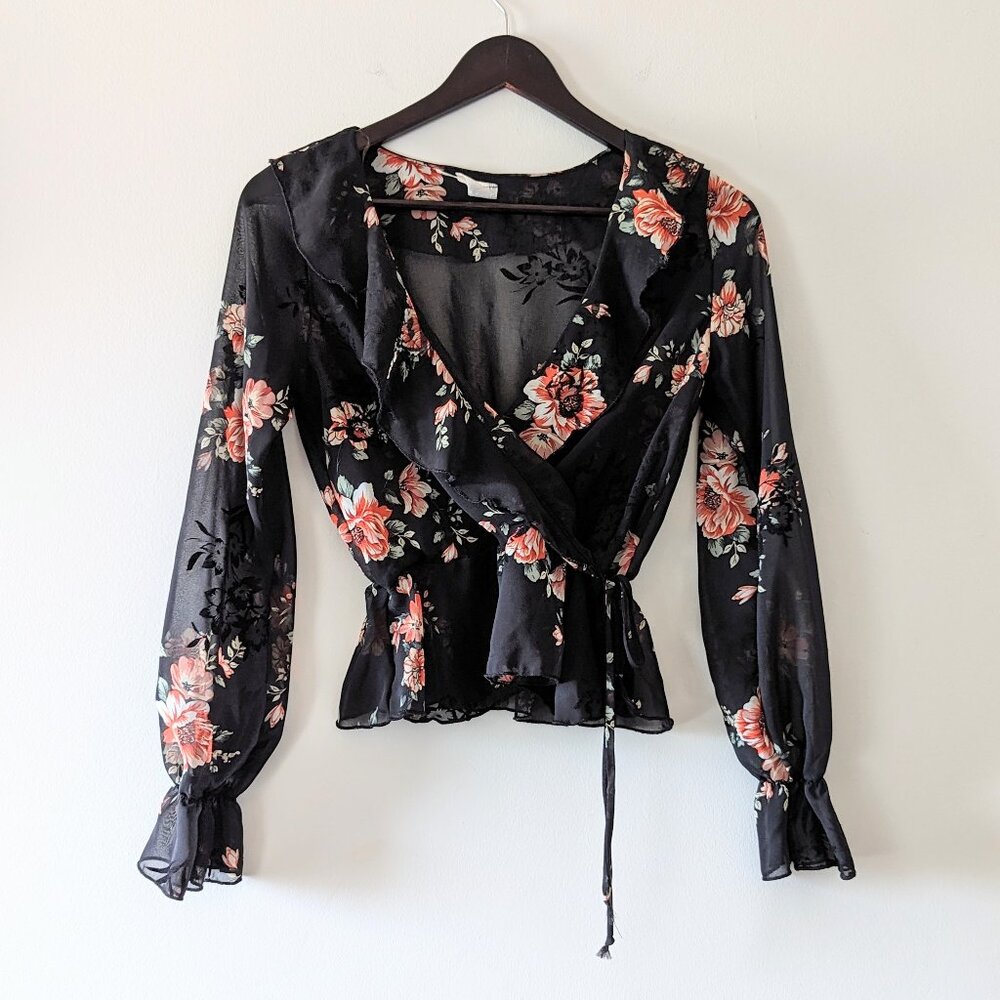 ⭐️ Floral Wrap Blouse - Black with Peach Floral